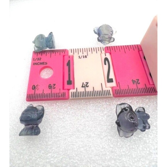 Adorable Mini Fluorite Stitch Carving - Random Choice - Picture 4 of 4